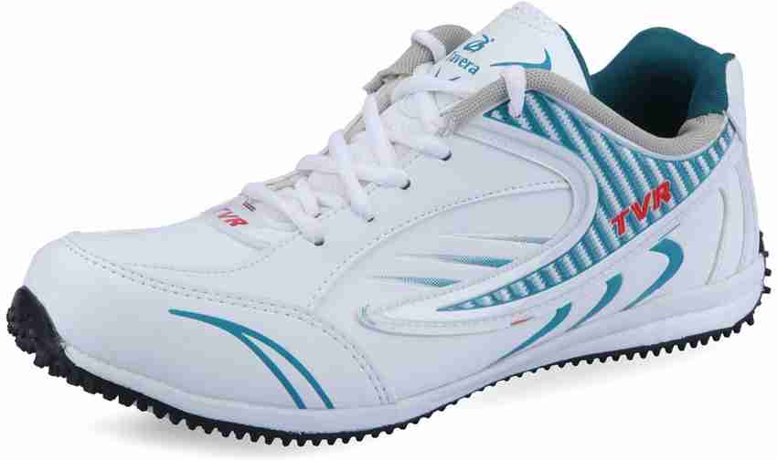 Tavera hotsell shoes flipkart