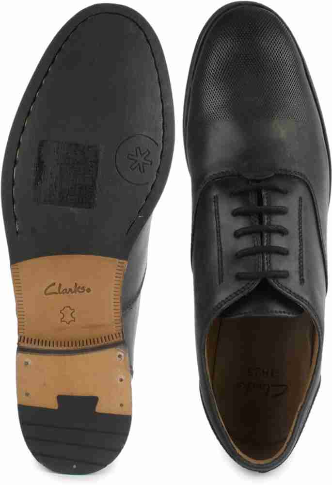 Clarks exton oak sales
