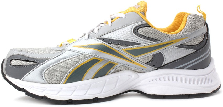 Reebok acciomax white hot sale running shoes