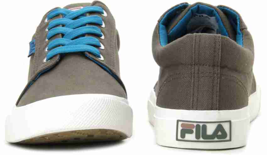 Fila creast on sale