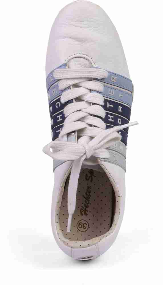 Ga wandelen Kan worden genegeerd Vleugels Daniel Hechter White Sneakers For Women - Buy White Color Daniel Hechter  White Sneakers For Women Online at Best Price - Shop Online for Footwears  in India | Flipkart.com