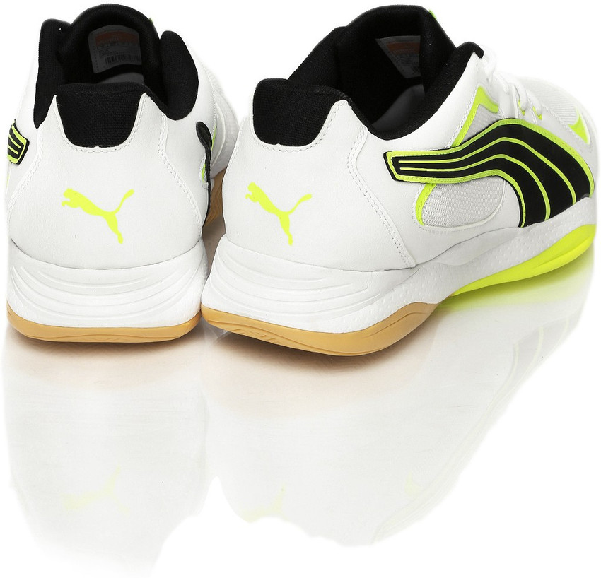 PUMA Badminton Shoes For Men Buy White Color PUMA Badminton Shoes For Men Online at Best Price Shop Online for Footwears in India Flipkart