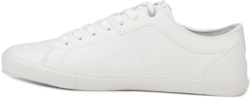 Levis white outlet shoes flipkart