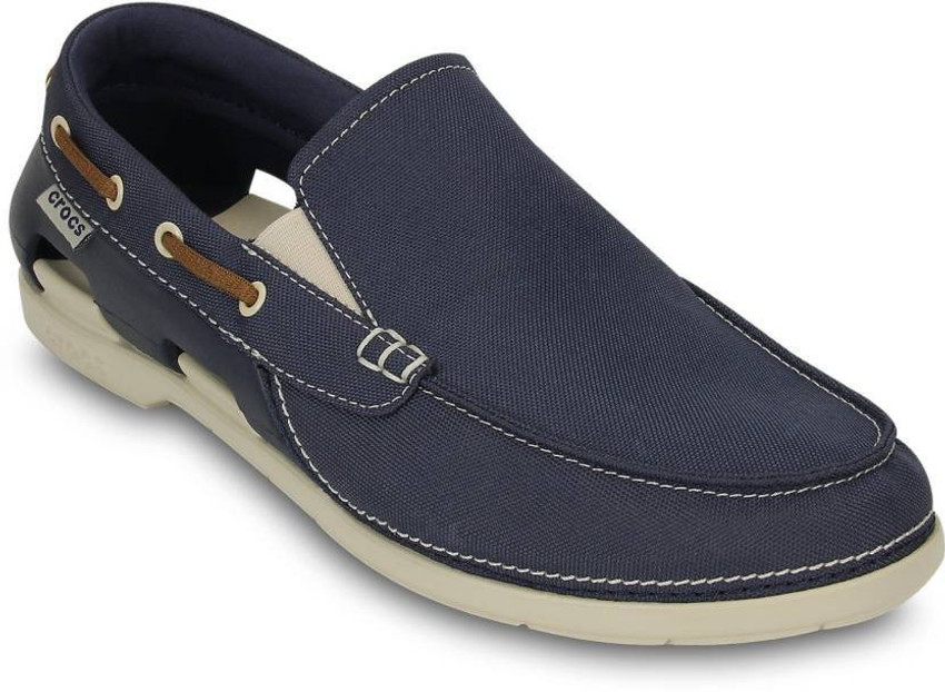 Crocs 15386 discount