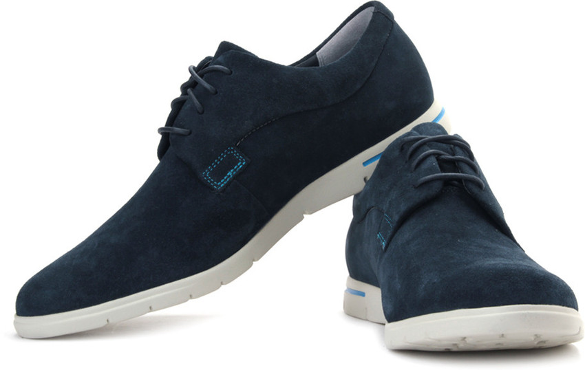 Clarks denner motion online review