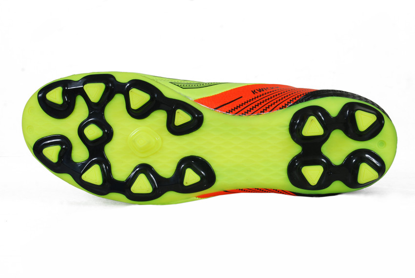 Kwickk discount football shoes