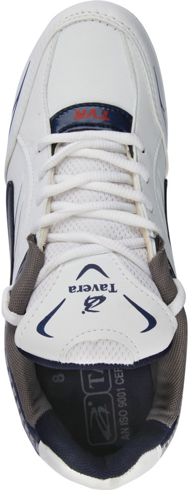 Tavera shoes deals flipkart