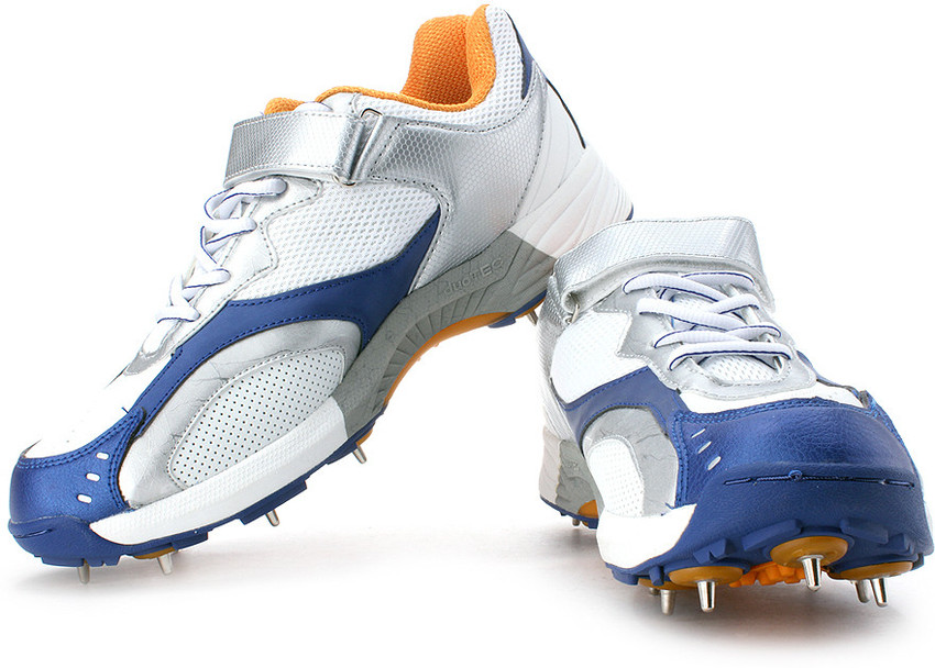 Sg cricket shoes under sales 500