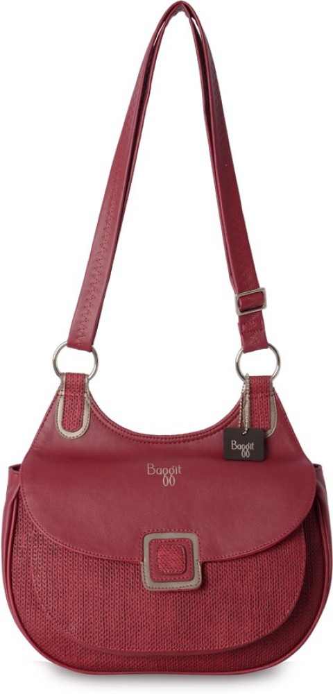 Baggit sling bags on sale offers