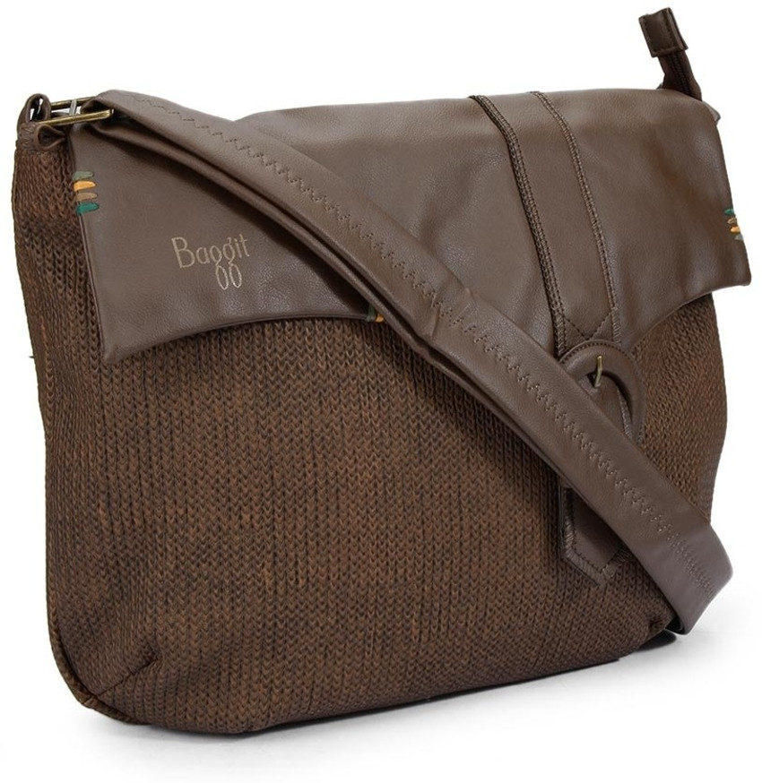 Baggit sling bags for women online