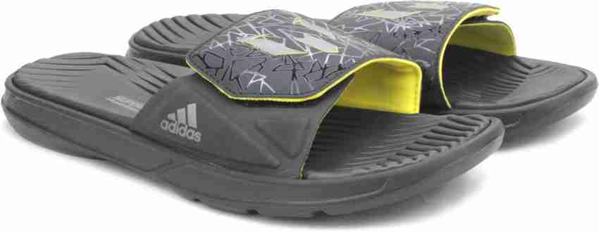 Adidas messi hot sale flip flops