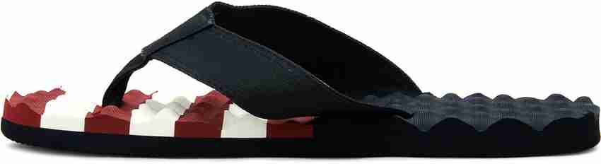 Umbro slippers hotsell big bazaar