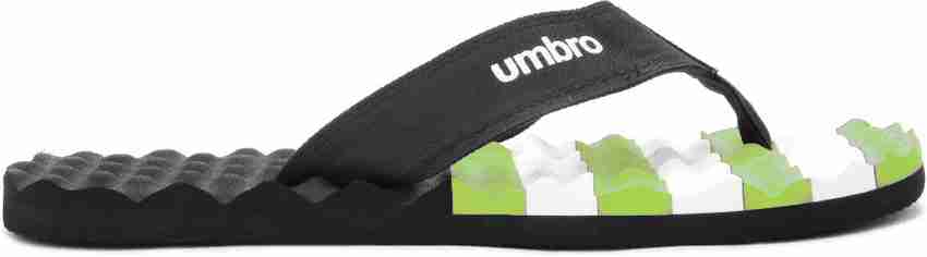 Umbro chappals online