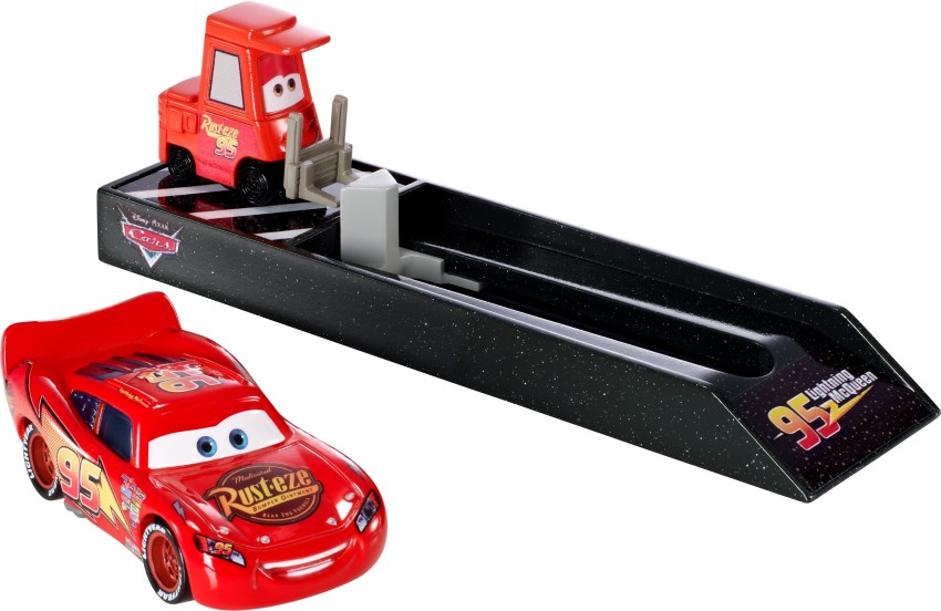 Disney cars cheap pit stop