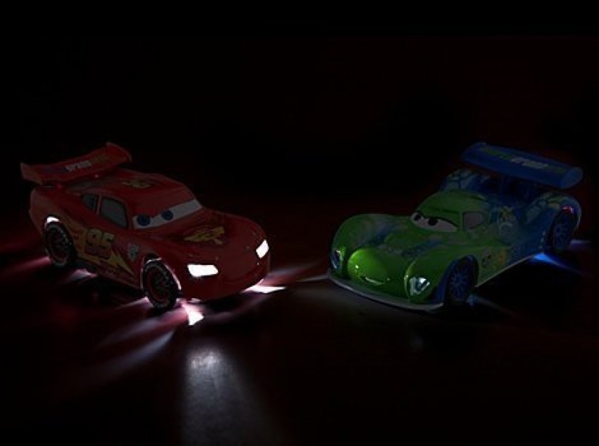 DISNEY Pixar Cars 2 Exclusive 148 Light Up Die Cast 2Pack