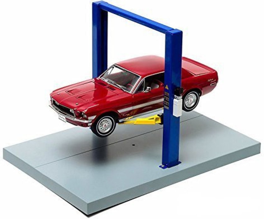 Greenlight Two Post Lift / For 1/18 Scale Diecast Model Cars By