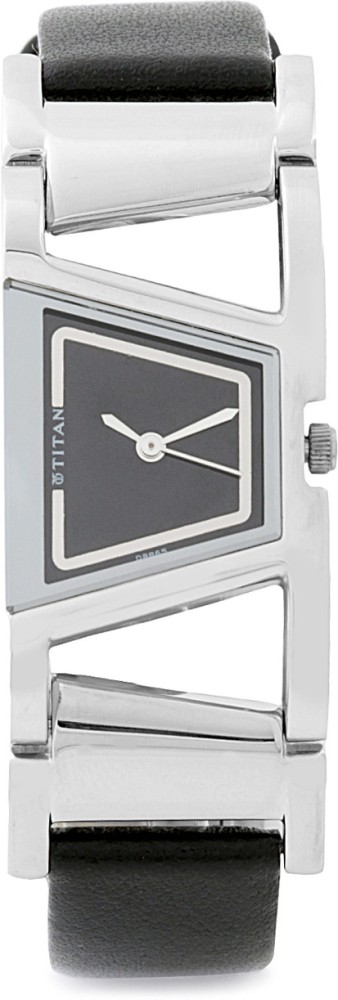 Titan on sale watch 2486sm01