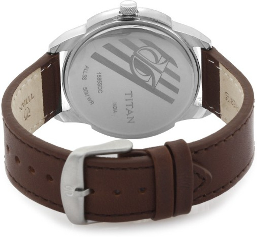 Titan watch online 1585sae price