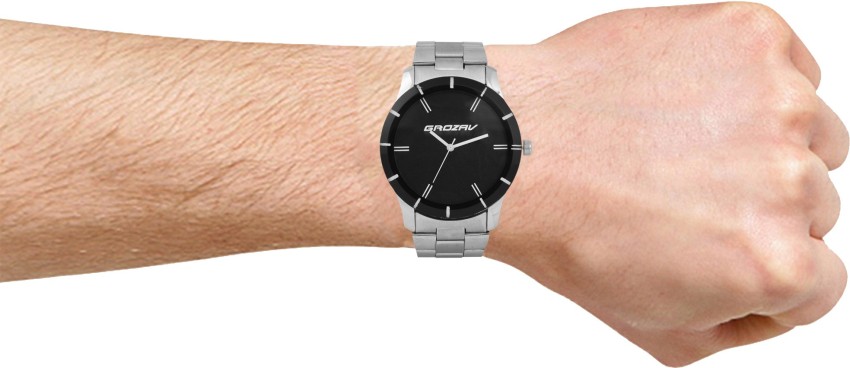 Grozav Analog Watch For Men Buy Grozav Analog Watch For Men Black Dial Metal Chain Strap Online at Best Prices in India Flipkart