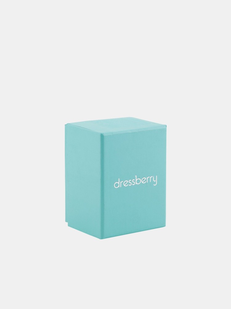 Dressberry logo clearance