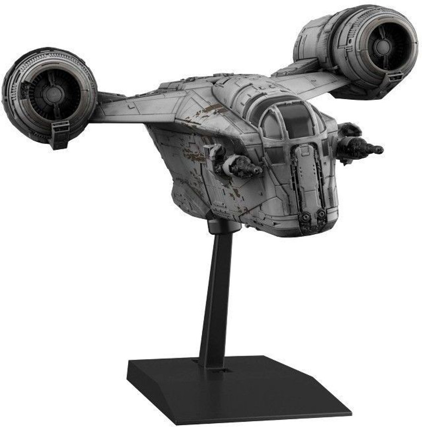 The mandalorian hotsell razor crest toy