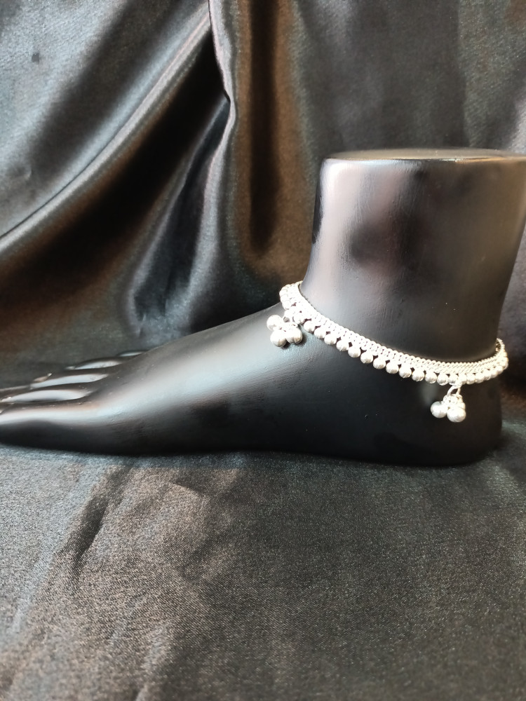 SilverPrincess 9 Inch Flat Rope Anklet Pure Silver Payal Leg chain Anklet for Woman Girls Silver Anklet Price in India Buy SilverPrincess 9 Inch Flat Rope Anklet Pure