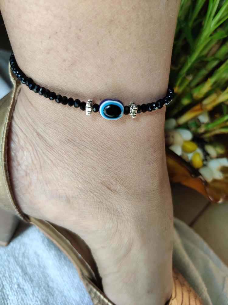 Eye anklet clearance