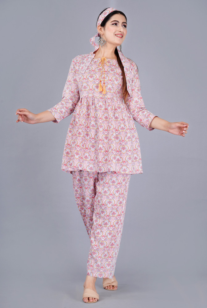 H and m night suits top