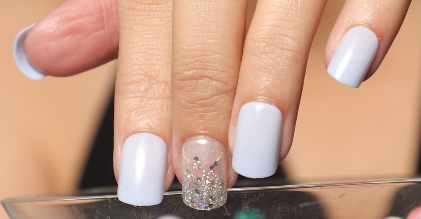 Acrylic Nails Vs. Gel Nails: What's the Difference
