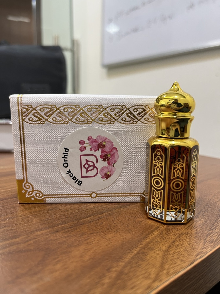 Black orchid gold 2025 bottle