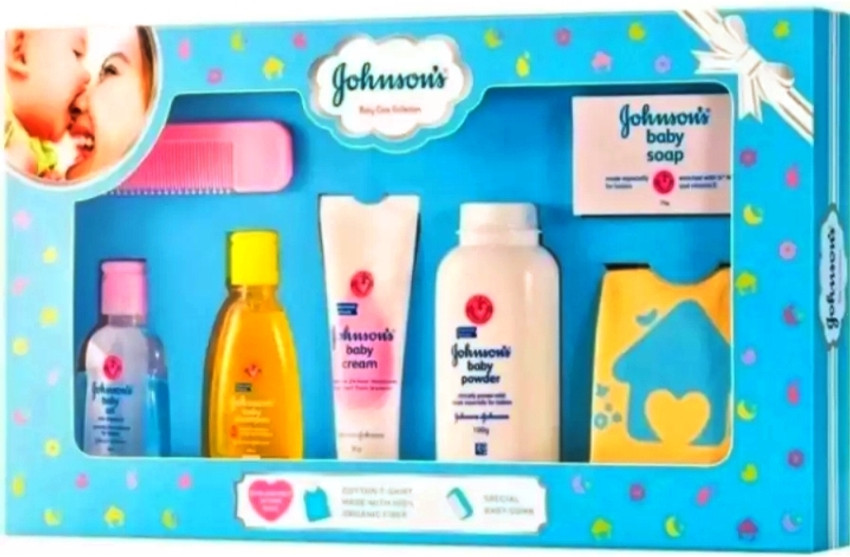 JOHNSON S BABY Baby Care Collection Baby Gift Set with Organic