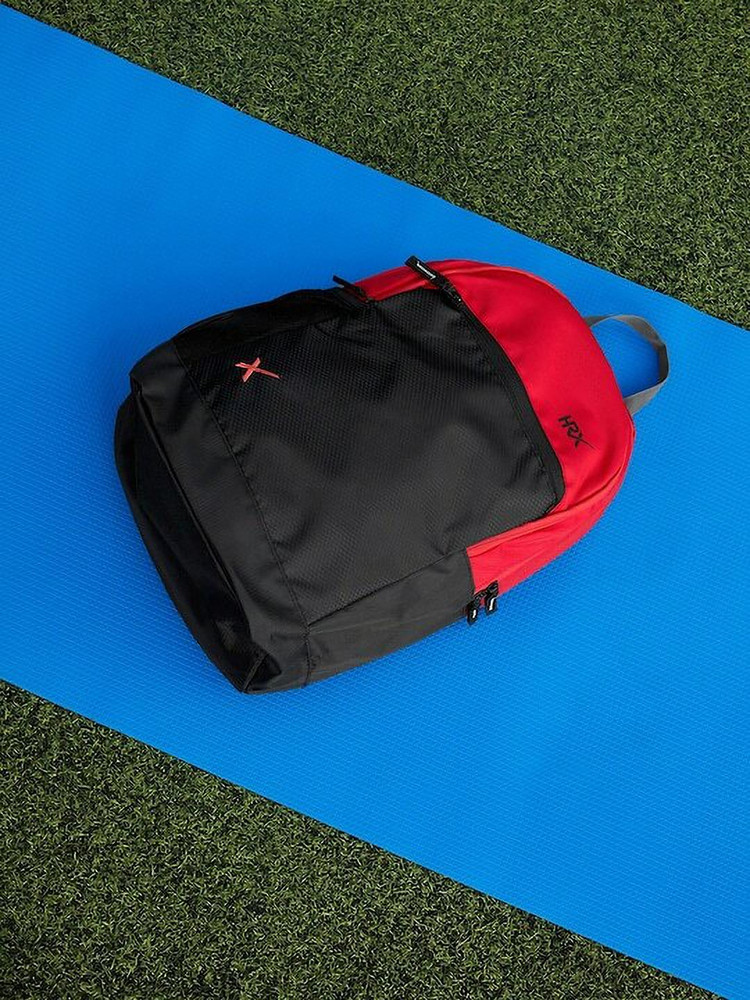 Hrx backpack hotsell online