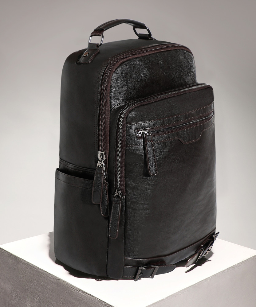 Front backpack pouch top