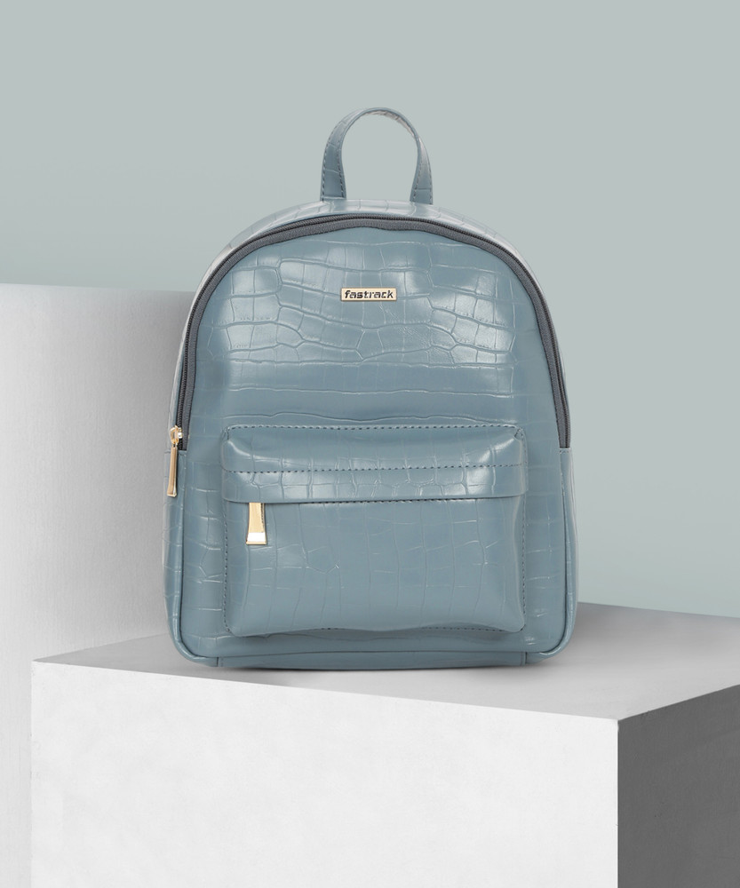 Fastrack backpack deals flipkart