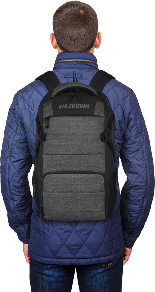Travel backpack 30 liter hot sale