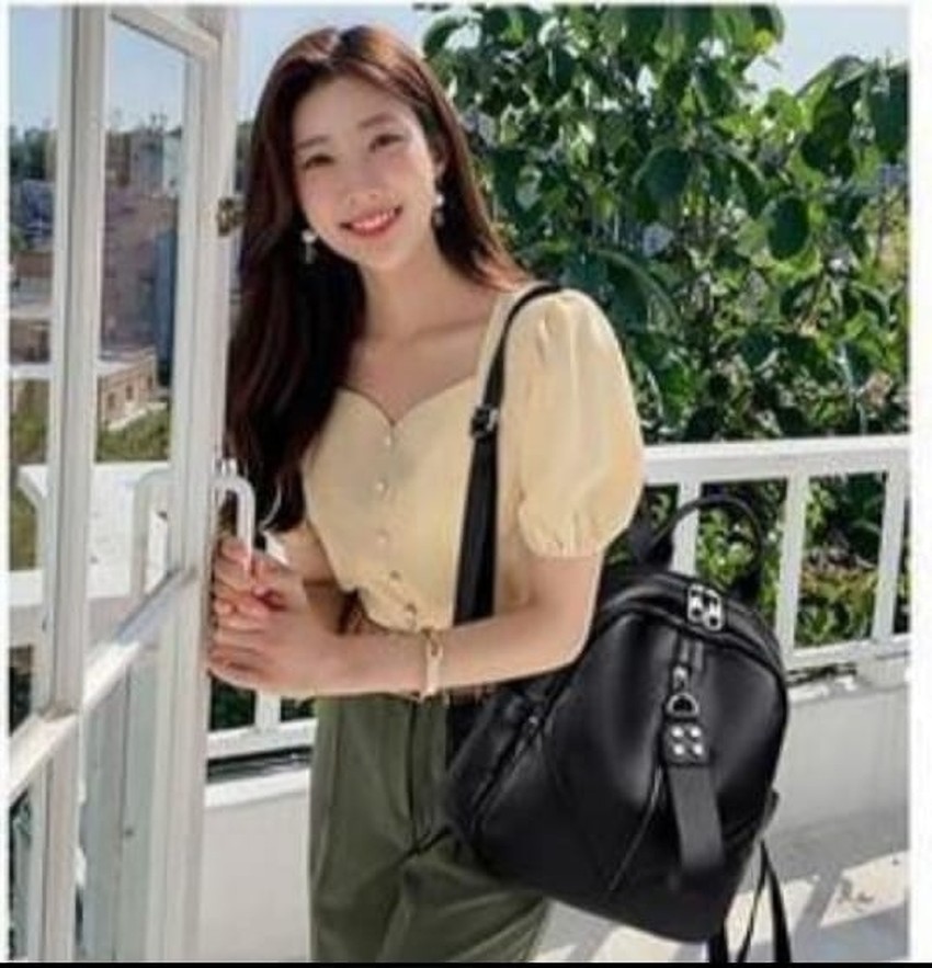 Girls black best sale shoulder bag