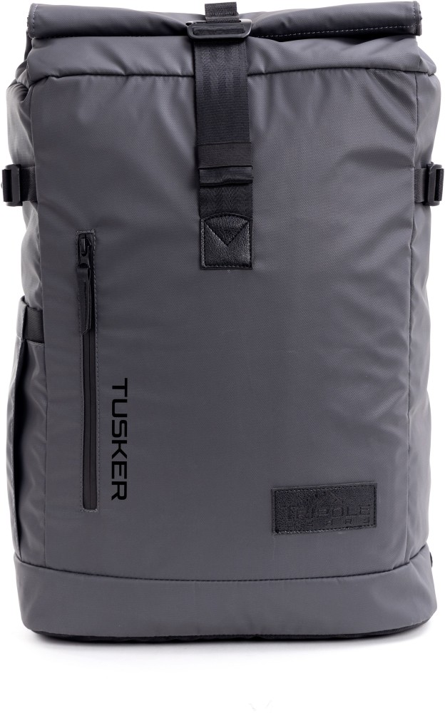 Eastpak macnee hotsell mc top black