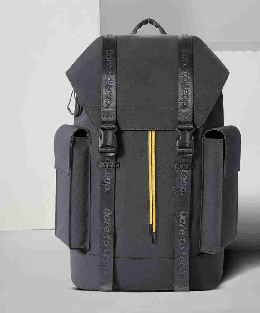 Realme backpack flipkart outlet