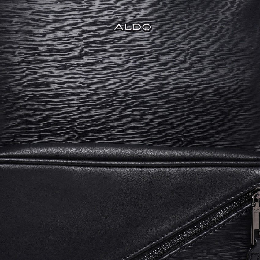 Aldo hot sale college square