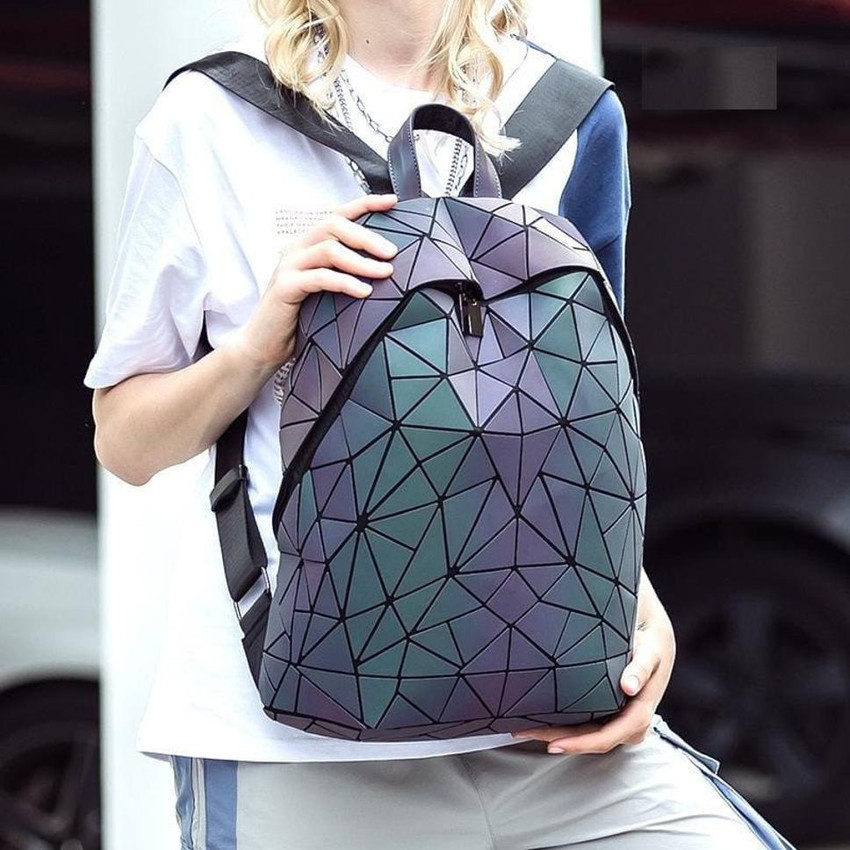 Holographic store backpack geometric