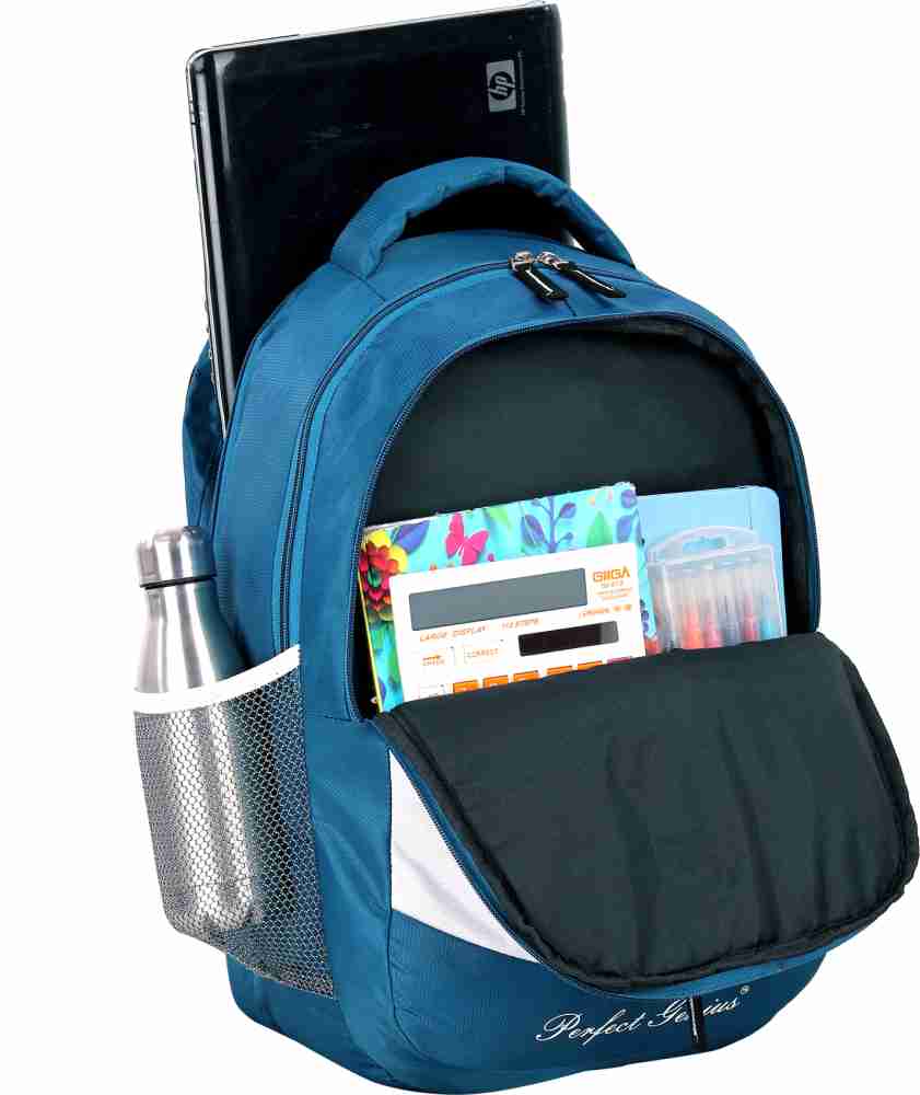 This super functional backpack gives you 8 different styles » Gadget Flow
