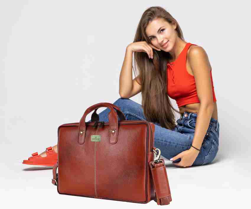 Innovative Casual Leather Bag for Men & Women