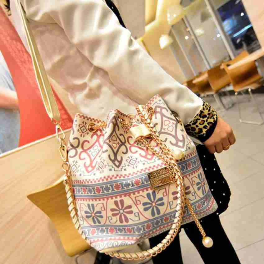 Geo Graphic Double Zipper Bucket Bag