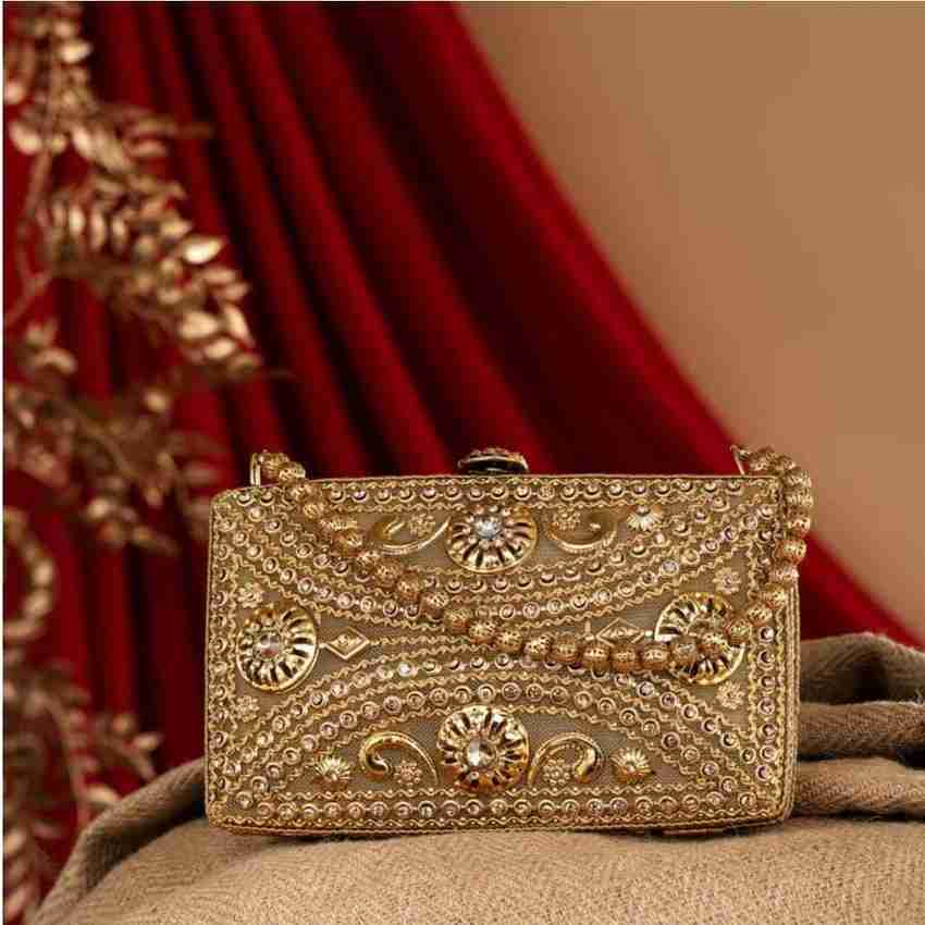 Vintage bridal clutch store
