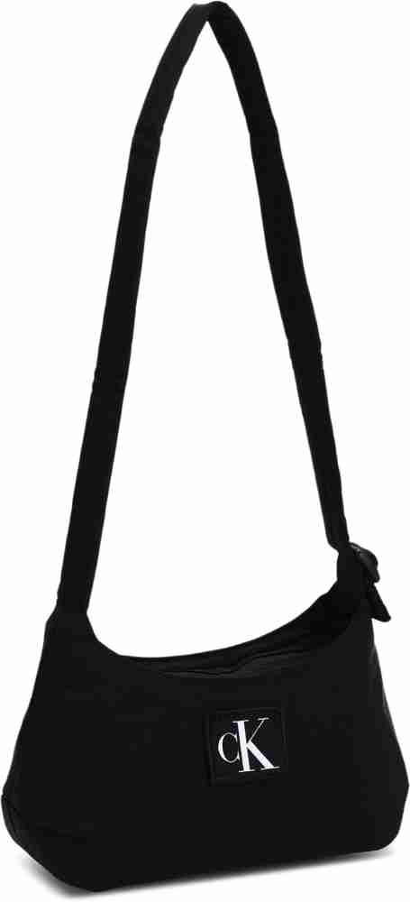 Calvin Klein Jeans Women's City Nylon Shoulder Bag - Black