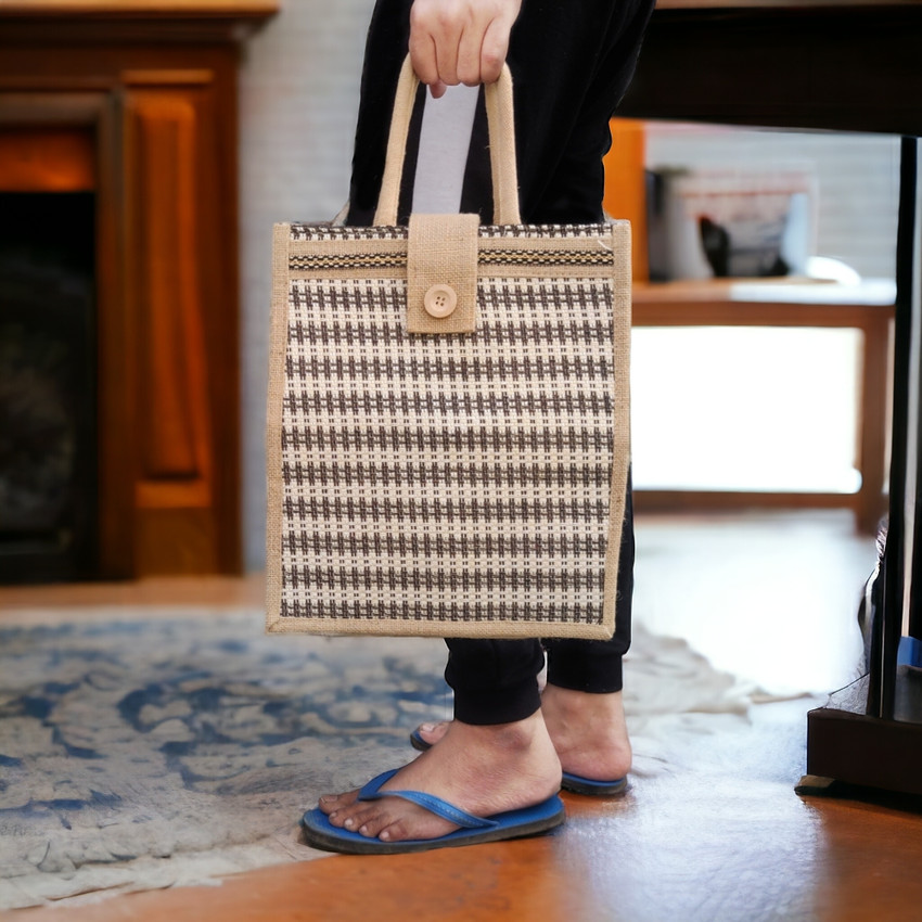 Foldable jute bag store