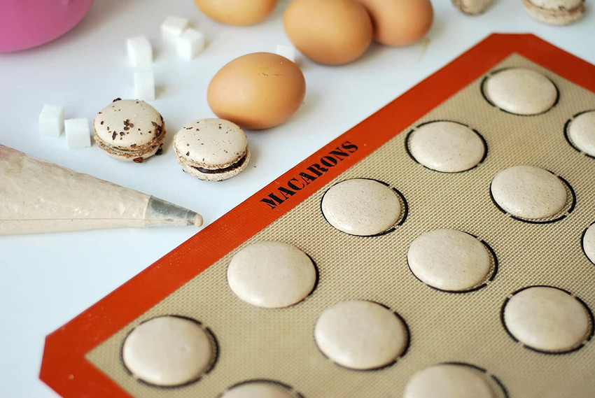 Macaron baking mat top