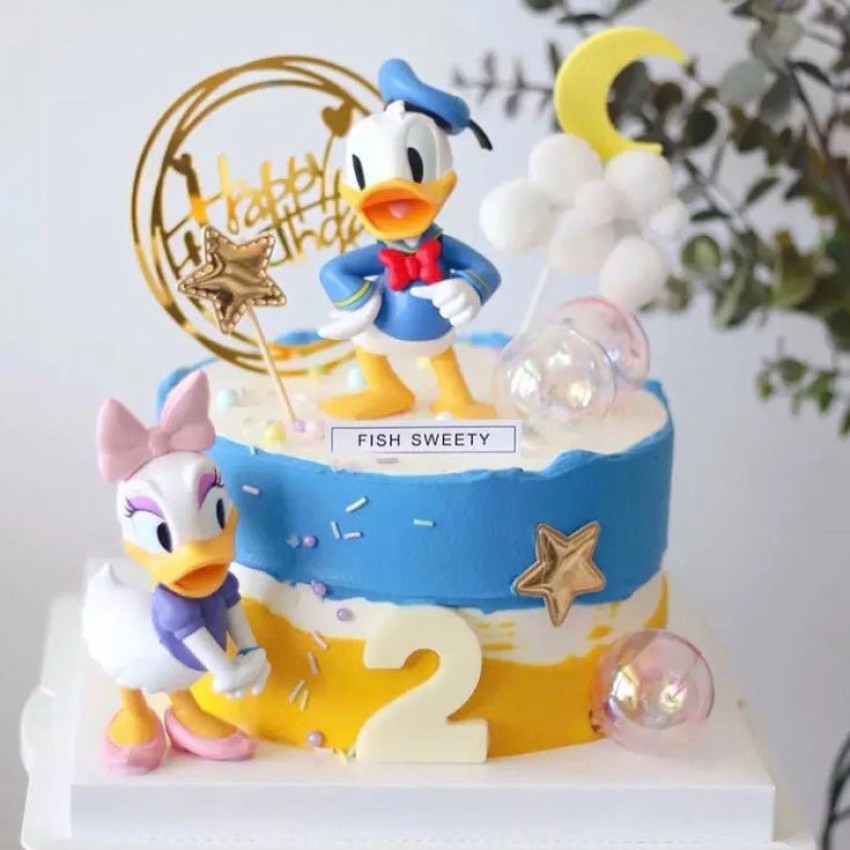 Donald Duck with Chip and Dale cake. | Duck cake, Donald duck cake, Mickey  birthday cakes