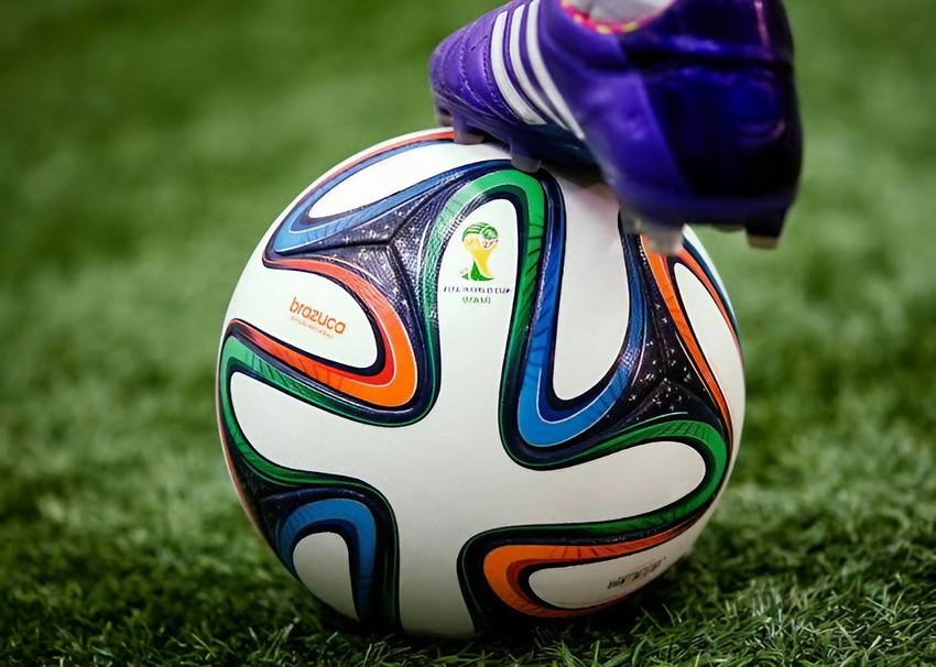Adidas brazuca football size 5 top