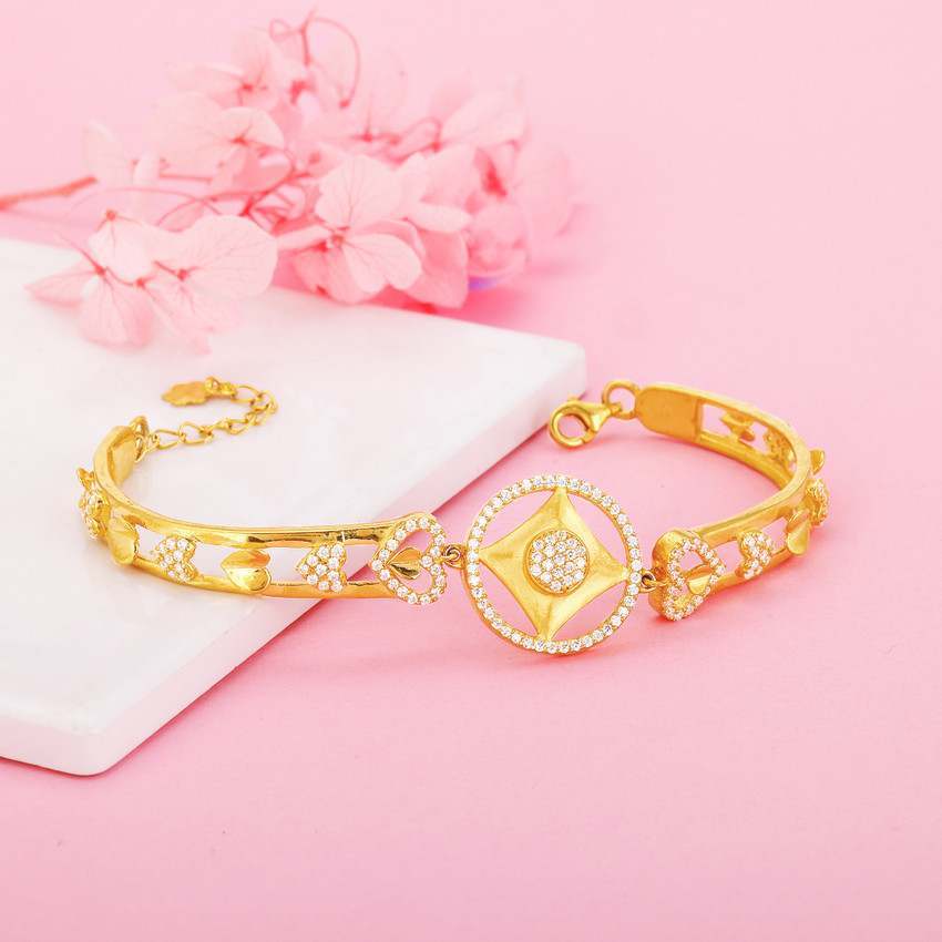 Aggregate 163+ baby girl christening bracelet kidsdream.edu.vn